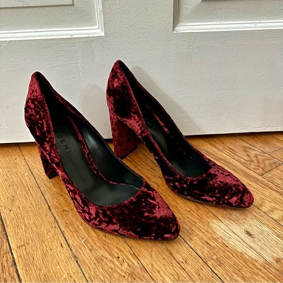 ✨ M. Gemi resoled Lustro burgundy crushed velvet 3.5" block heels, 39M - Picture 2 of 6